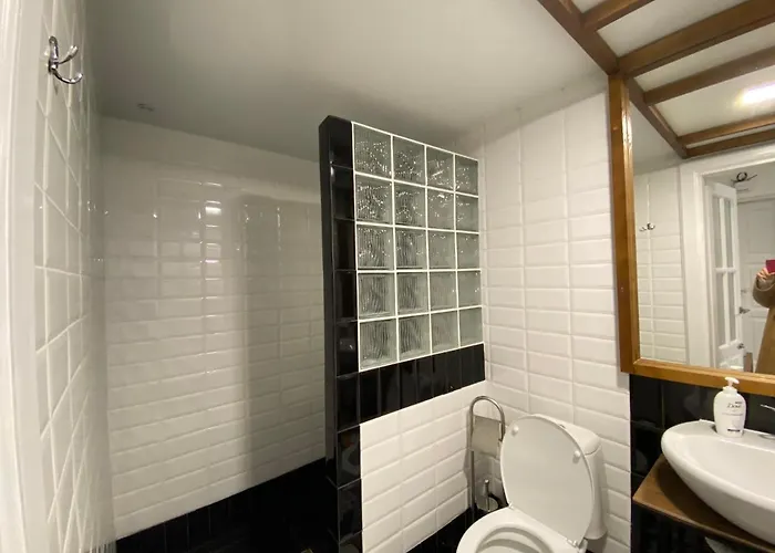 саквояж вокзал Bed & Breakfast