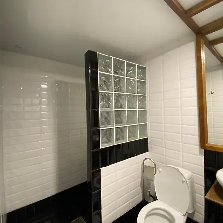 саквояж вокзал Bed & Breakfast